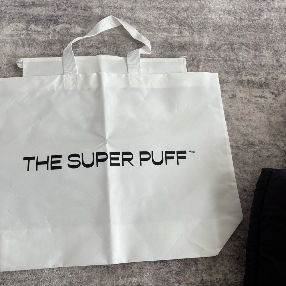Aritzia Super Puff Coat Mid Length in Black - Picture 5 of 16